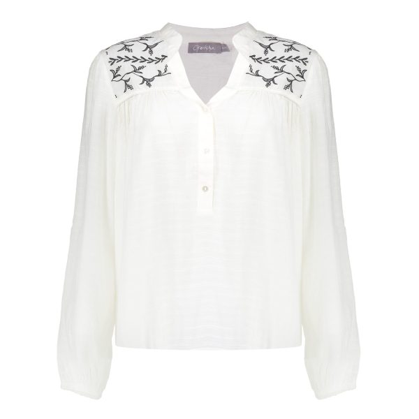 Blouse embroidery